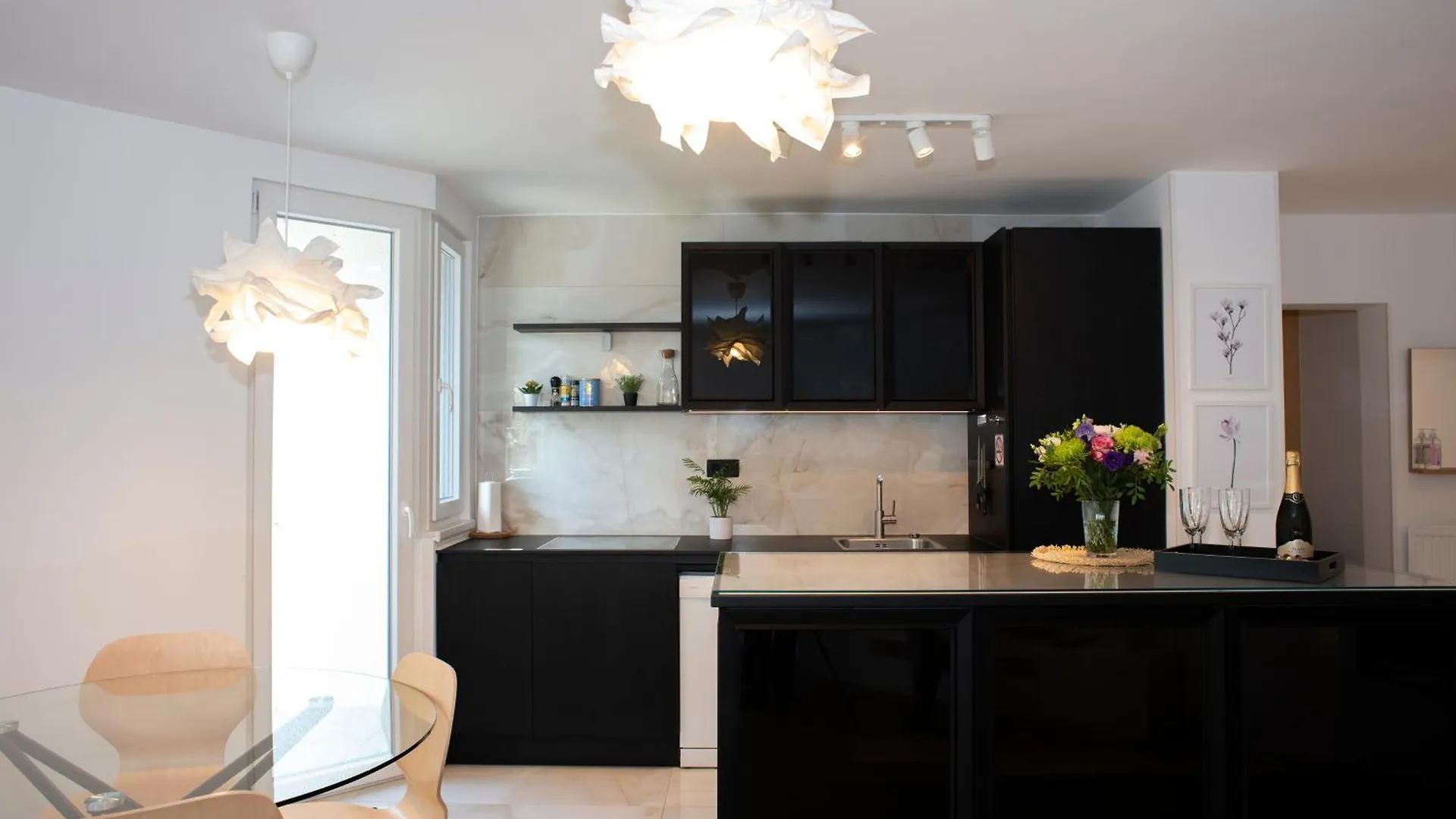 Luxury Residence Res - With Parking Ljubljana 0*,