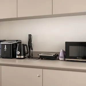 Swanky Residence, 4 Stars, Centre, Free Parking Apartment